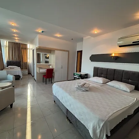 Hotel Guney *